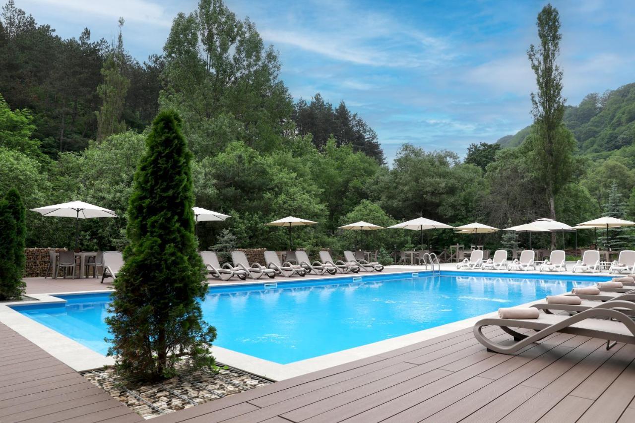 Best Western Plus Paradise Hotel דיליג'אן מראה חיצוני תמונה