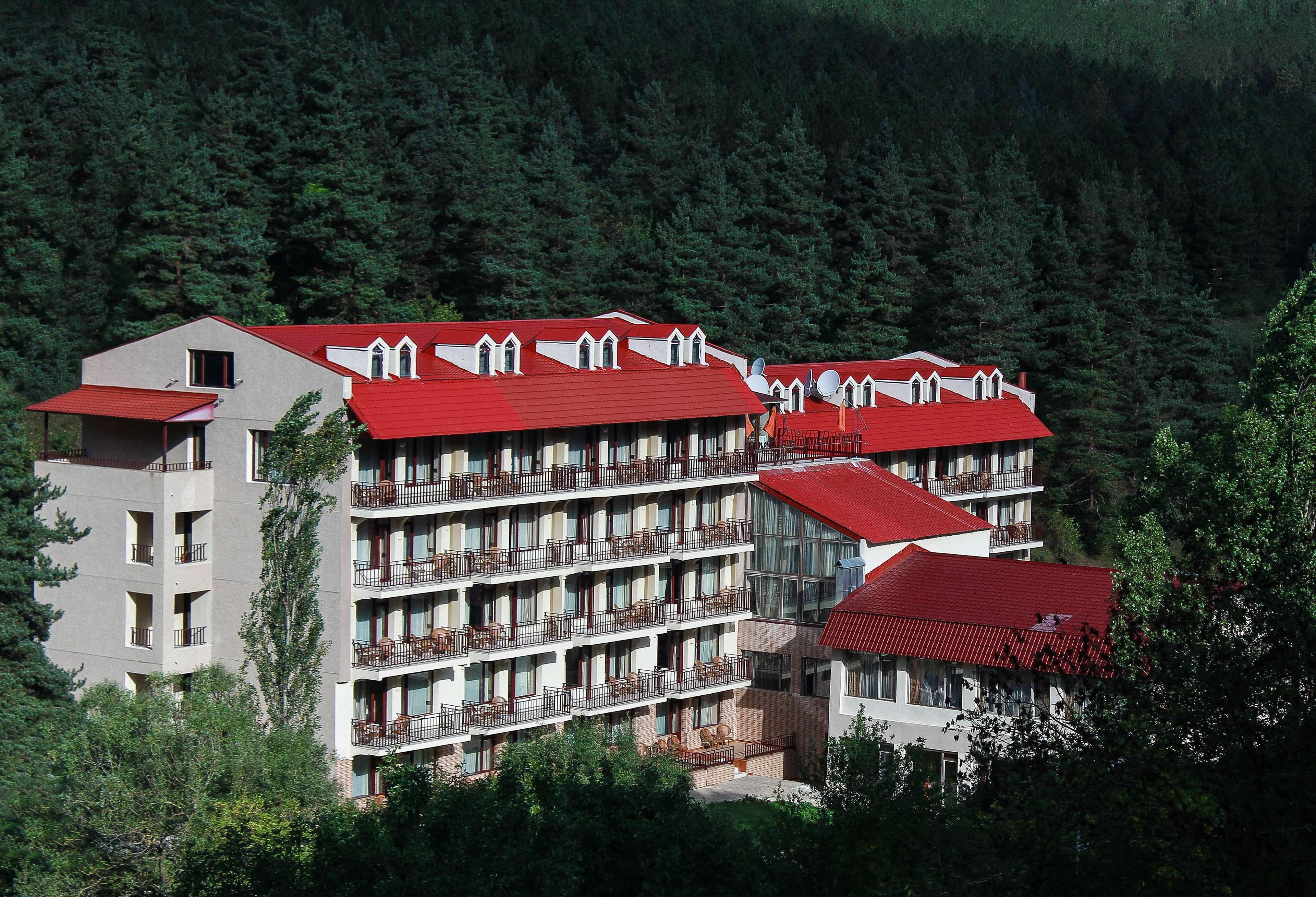 Best Western Plus Paradise Hotel דיליג'אן מראה חיצוני תמונה