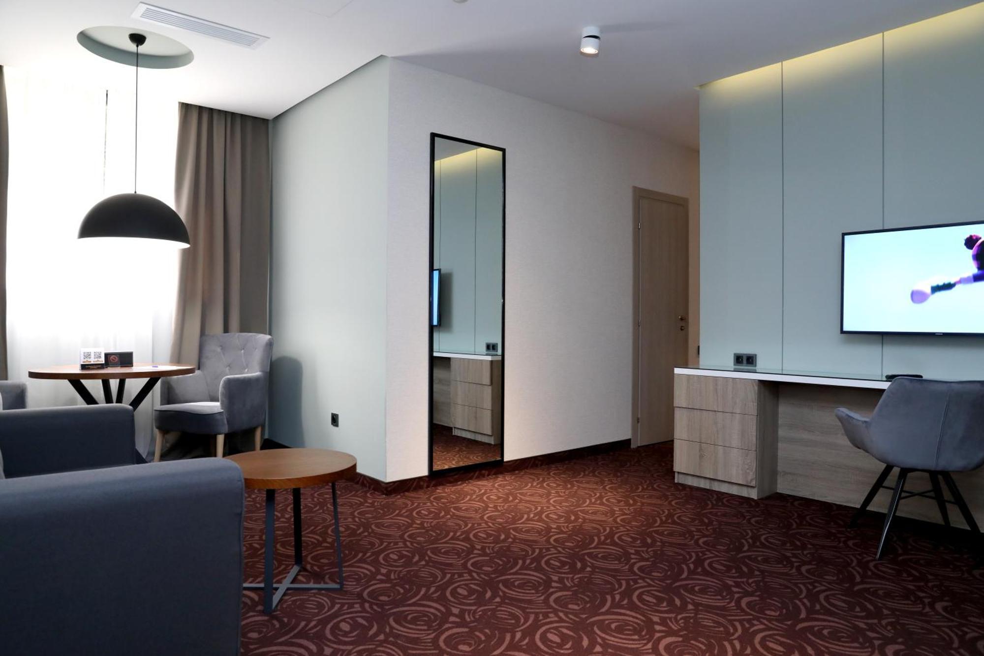Best Western Plus Paradise Hotel דיליג'אן מראה חיצוני תמונה