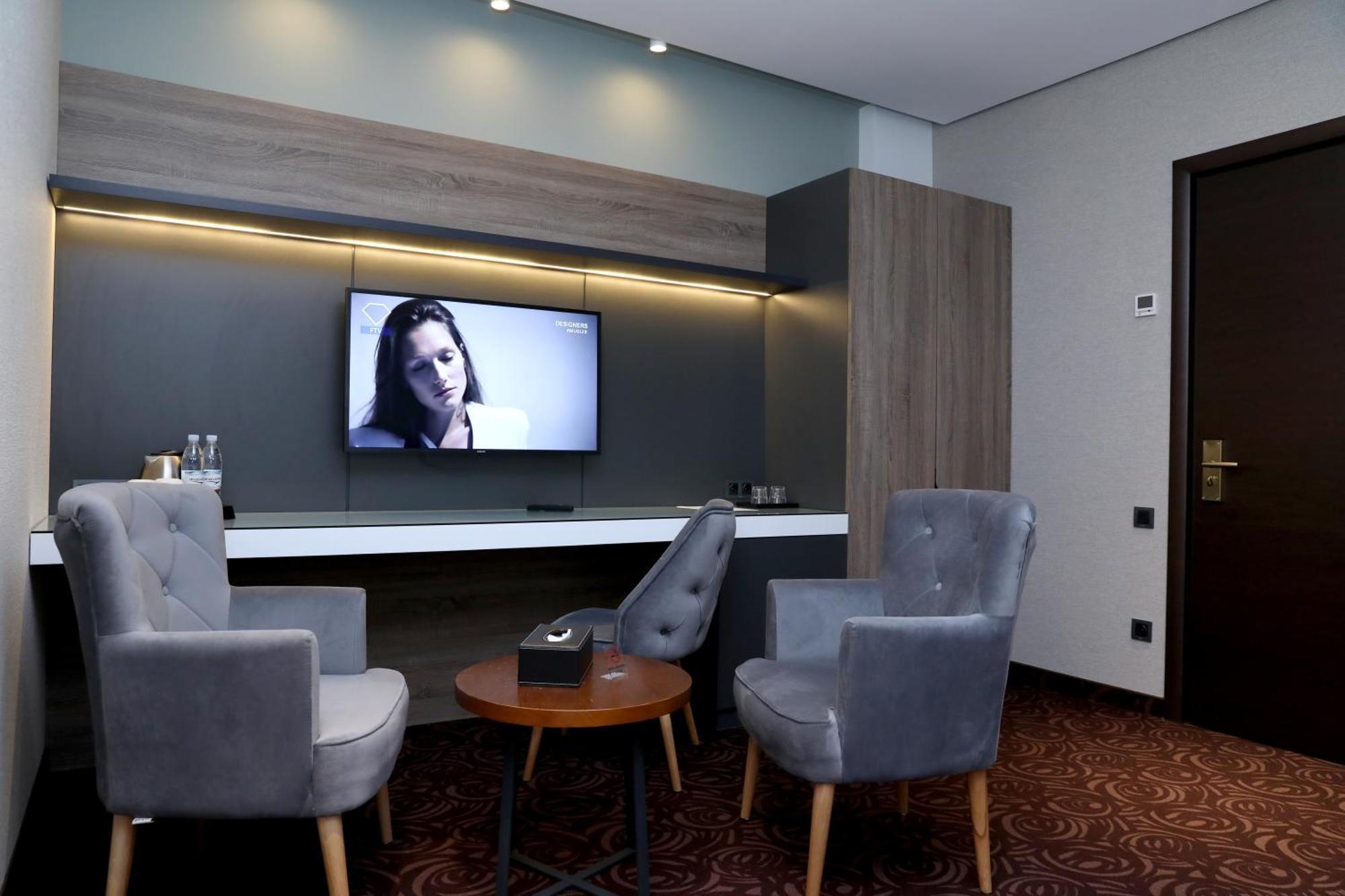 Best Western Plus Paradise Hotel דיליג'אן מראה חיצוני תמונה